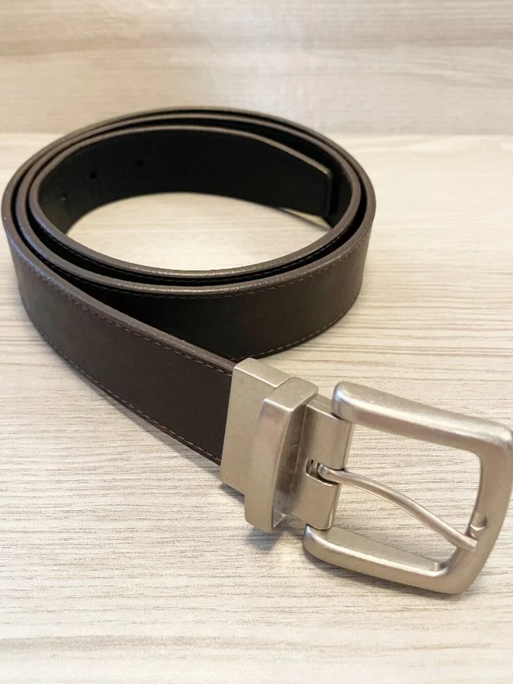 Genuine Leather Brown Belt Silver Buckle Size 42 Reversible Classic Dress Belt